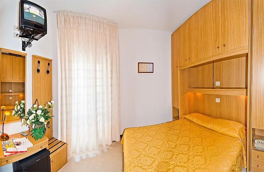 Hotel Bianchi Μπιμπιόνε