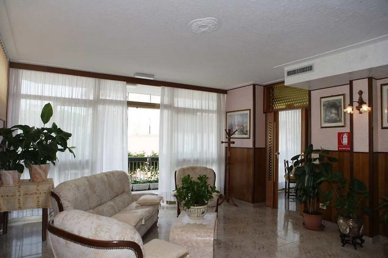 Hotel Bianchi Μπιμπιόνε 3*,